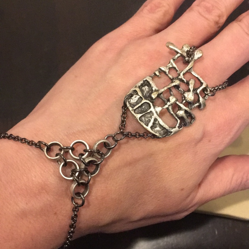 🆕RARE LITTER Bracelet Hand Chain - Picture 3 of 12